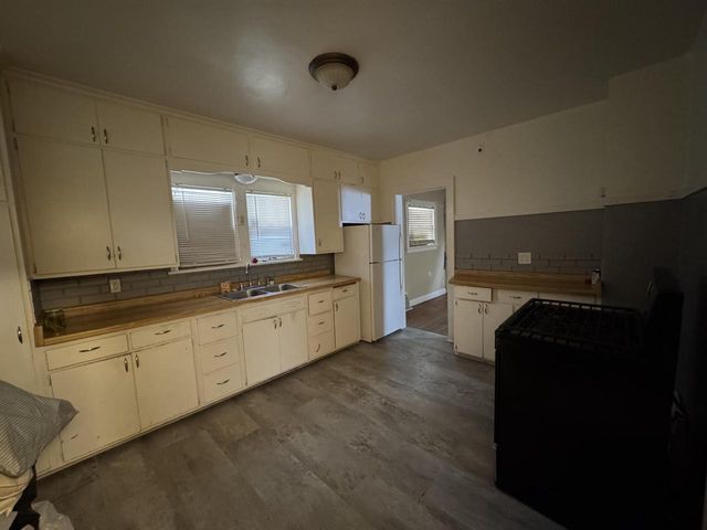 4623 W Villard AVENUE, Milwaukee, WI 53218