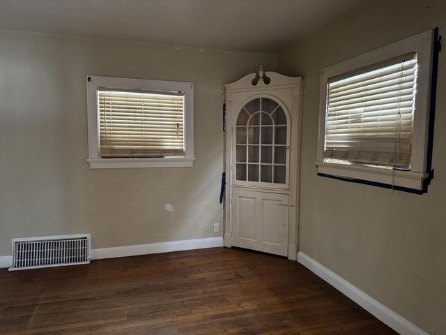 4623 W Villard AVENUE, Milwaukee, WI 53218