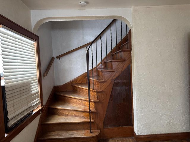 4623 W Villard AVENUE, Milwaukee, WI 53218