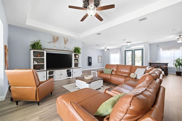 6152 NE 64TH STREET, Silver Springs, FL 34488
