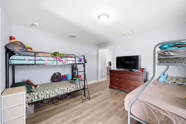 6152 NE 64TH STREET, Silver Springs, FL 34488