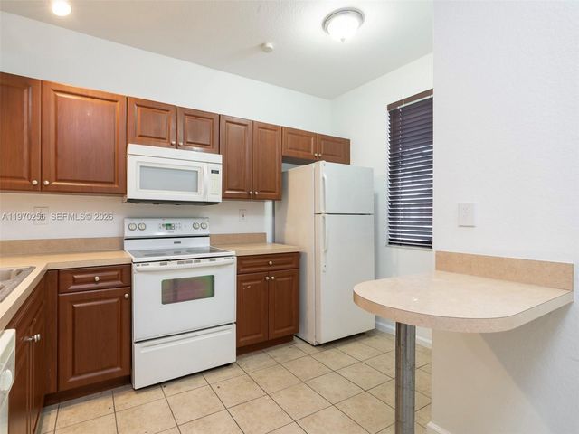 17333 NW 7 AV 107, Miami Gardens, FL 33169