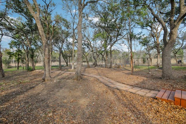 404 Ancient Oak WAY, San Marcos, TX 78666