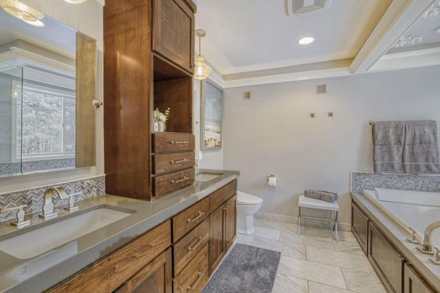 12088 Marquess Lane N, Lake Elmo, MN 55042