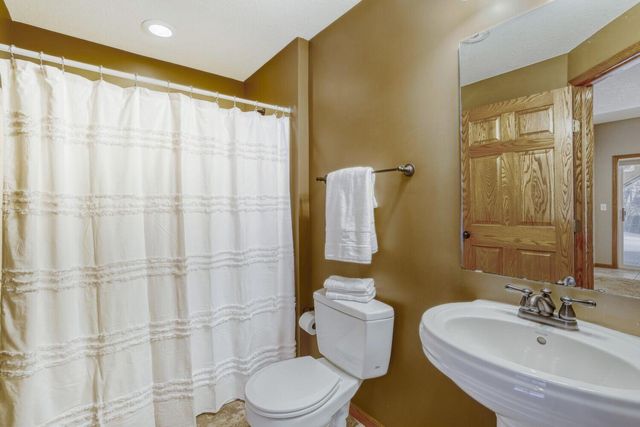 12088 Marquess Lane N, Lake Elmo, MN 55042