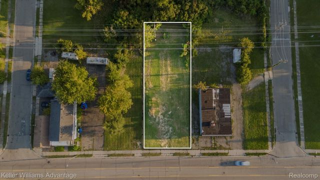 151 SOUTH Boulevard W, Pontiac, MI 48341