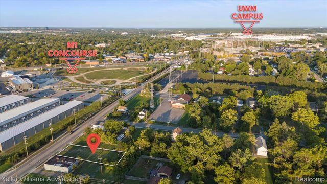 151 SOUTH Boulevard W, Pontiac, MI 48341