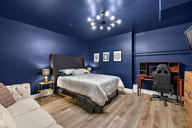 2184 Schrader Lane, North Aurora, IL 60542