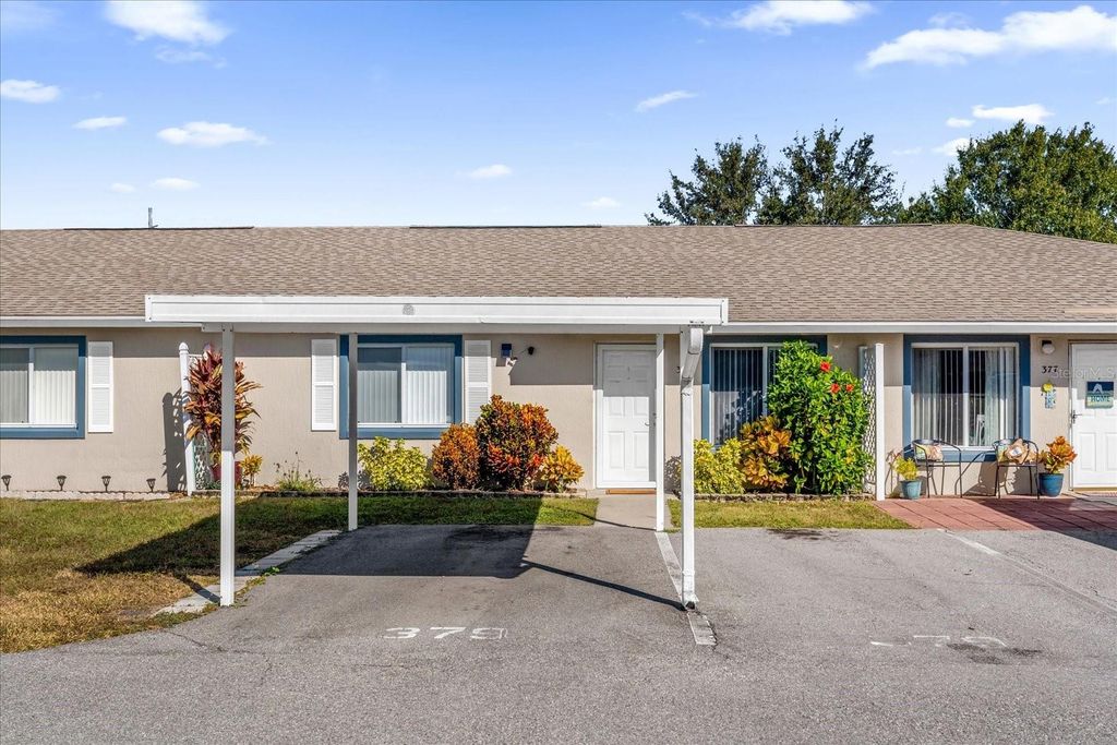 379 WINTER RIDGE BOULEVARD 379, Winter Haven, FL 33881