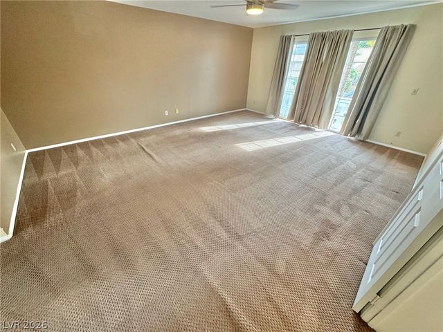 8240 Tivoli Cove Drive, Las Vegas, NV 89128