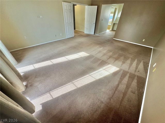 8240 Tivoli Cove Drive, Las Vegas, NV 89128