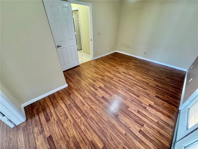 8240 Tivoli Cove Drive, Las Vegas, NV 89128