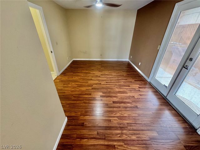8240 Tivoli Cove Drive, Las Vegas, NV 89128