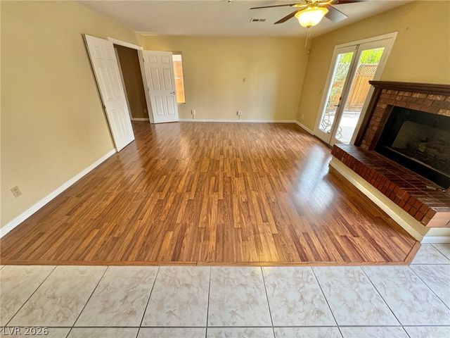 8240 Tivoli Cove Drive, Las Vegas, NV 89128