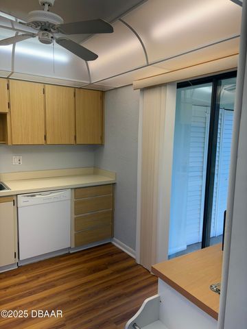 275 Indigo Dr Unit 105, Daytona Beach, FL 32114
