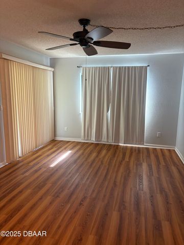 275 Indigo Dr Unit 105, Daytona Beach, FL 32114