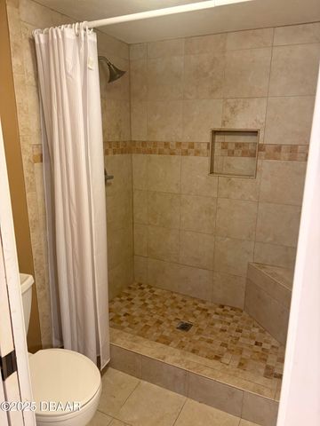 275 Indigo Dr Unit 105, Daytona Beach, FL 32114