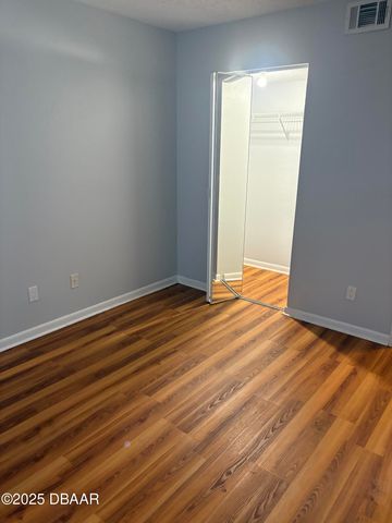 275 Indigo Dr Unit 105, Daytona Beach, FL 32114