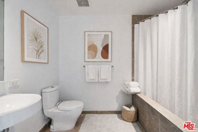 6250 Hollywood Boulevard 8K, Los Angeles, CA 90028