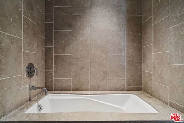 6250 Hollywood Boulevard 8K, Los Angeles, CA 90028