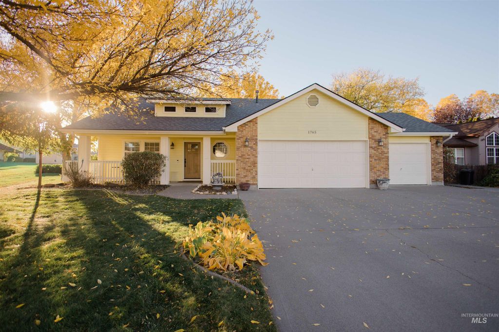 1765 Knight Ct, Mountain Home, ID 83647 photo 4