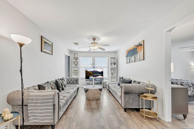 6723 Millrock, Live Oak, TX 78233
