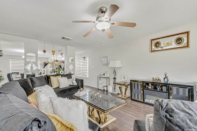 6723 Millrock, Live Oak, TX 78233
