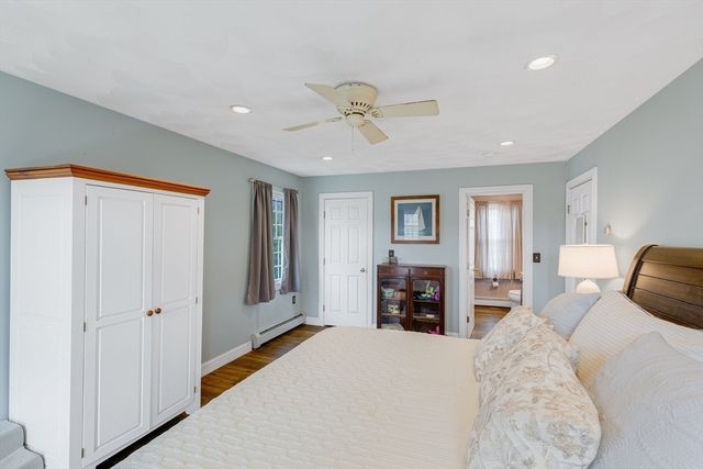 54 Old Merrill St, Amesbury, MA 01913