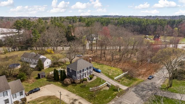54 Old Merrill St, Amesbury, MA 01913