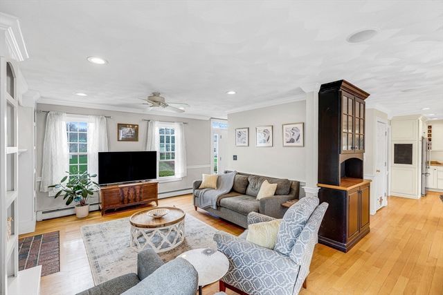 54 Old Merrill St, Amesbury, MA 01913