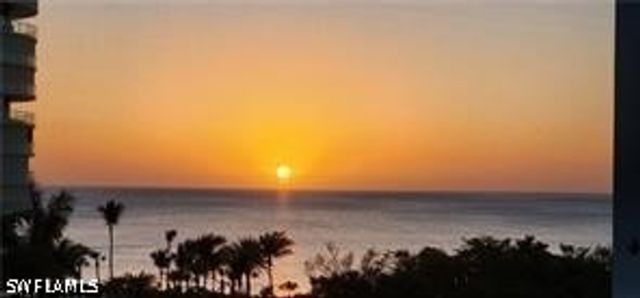 1 Bluebill AVE 707, Naples, FL 34108