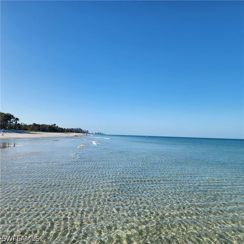 1 Bluebill AVE 707, Naples, FL 34108