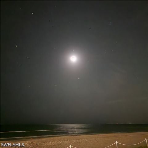 1 Bluebill AVE 707, Naples, FL 34108