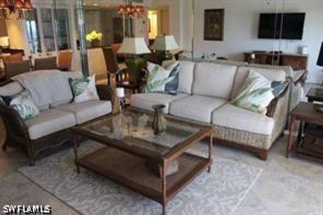 1 Bluebill AVE 707, Naples, FL 34108