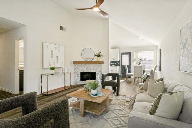 2212 Silverthorn Lane, Flower Mound, TX 75028