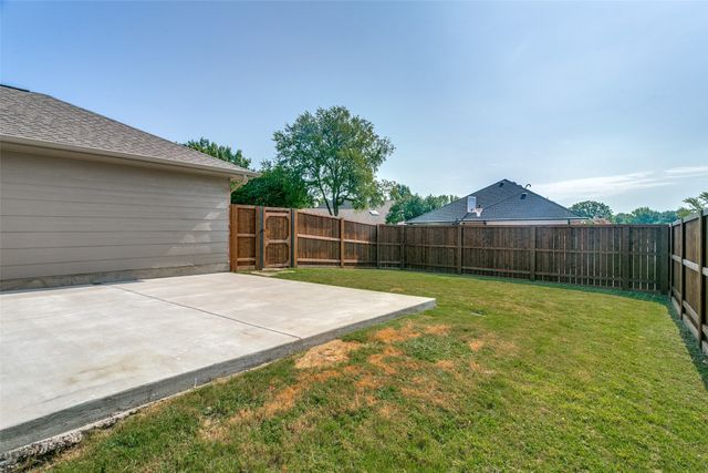 2212 Silverthorn Lane, Flower Mound, TX 75028