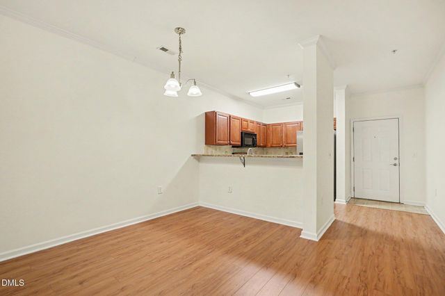 2621 Oldgate Drive 103, Raleigh, NC 27604