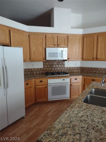 915 DOVER GLEN Drive 0, North Las Vegas, NV 89031