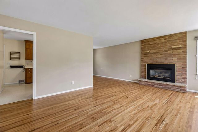 5821 5th Street NE, Fridley, MN 55432