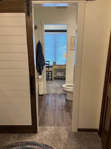 14690 E Redcoat Road, Nevada, MO 64772