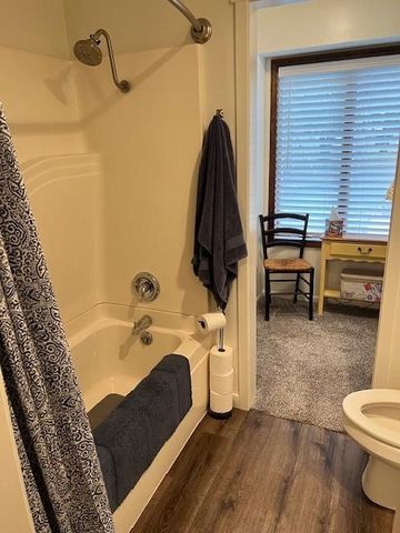 14690 E Redcoat Road, Nevada, MO 64772