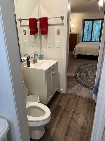 14690 E Redcoat Road, Nevada, MO 64772