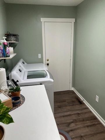 14690 E Redcoat Road, Nevada, MO 64772