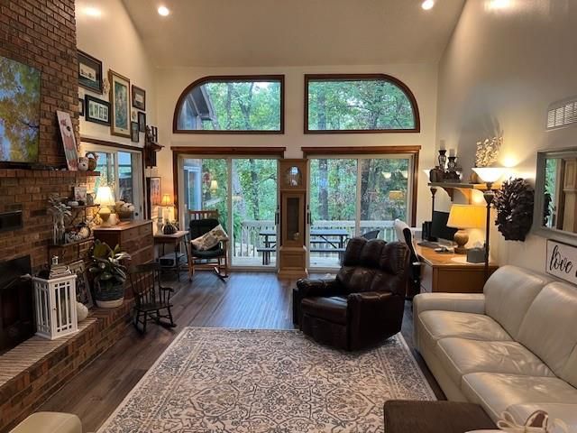 14690 E Redcoat Road, Nevada, MO 64772