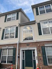 138 Limerick Ln 138, Lopatcong Twp., NJ 08865