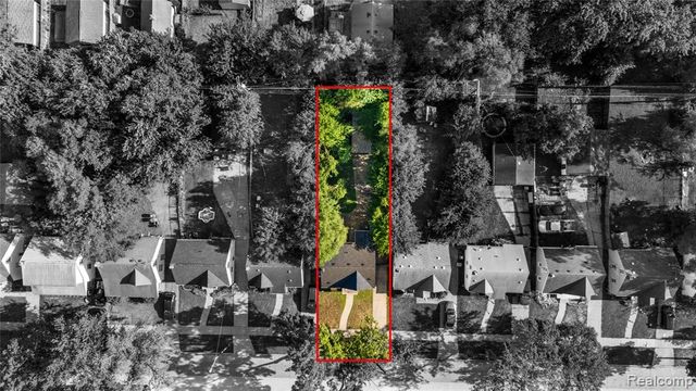 25477 Hopkins Street, Dearborn Heights, MI 48125