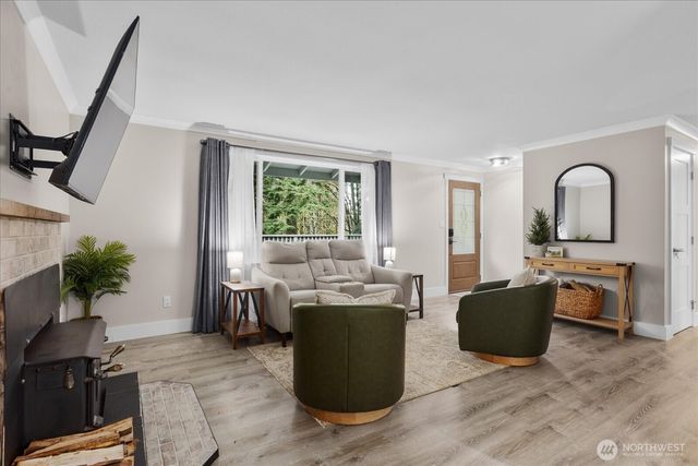 13425 N Echo Lake Road, Snohomish, WA 98296