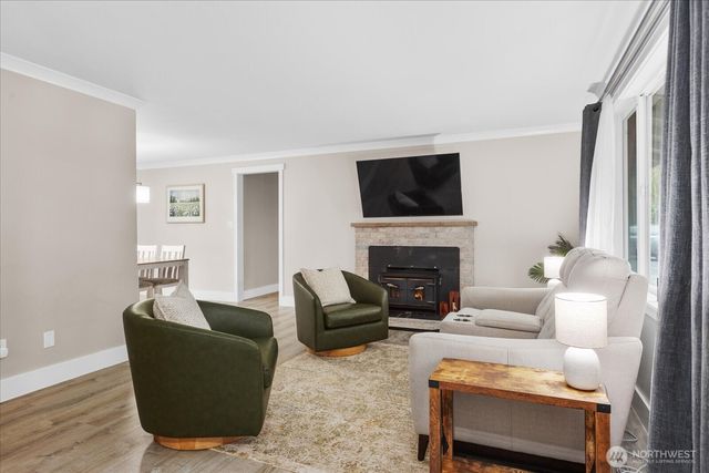 13425 N Echo Lake Road, Snohomish, WA 98296