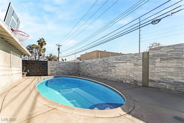 1537 Sombrero Drive, Las Vegas, NV 89169