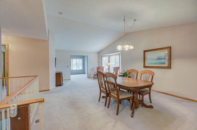 5170 Upper 141st Street W, Apple Valley, MN 55124